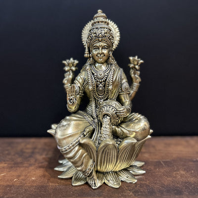 Pure Brass Superfine Goddess Lakshmi Idol 7.5 Inch