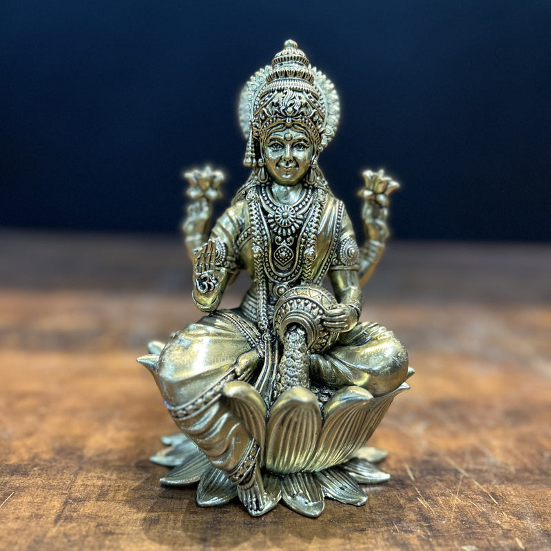 Pure Brass Superfine Goddess Lakshmi Idol 7.5 Inch