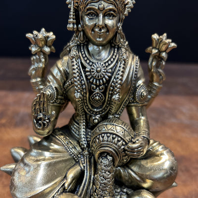 Pure Brass Superfine Goddess Lakshmi Idol 7.5 Inch