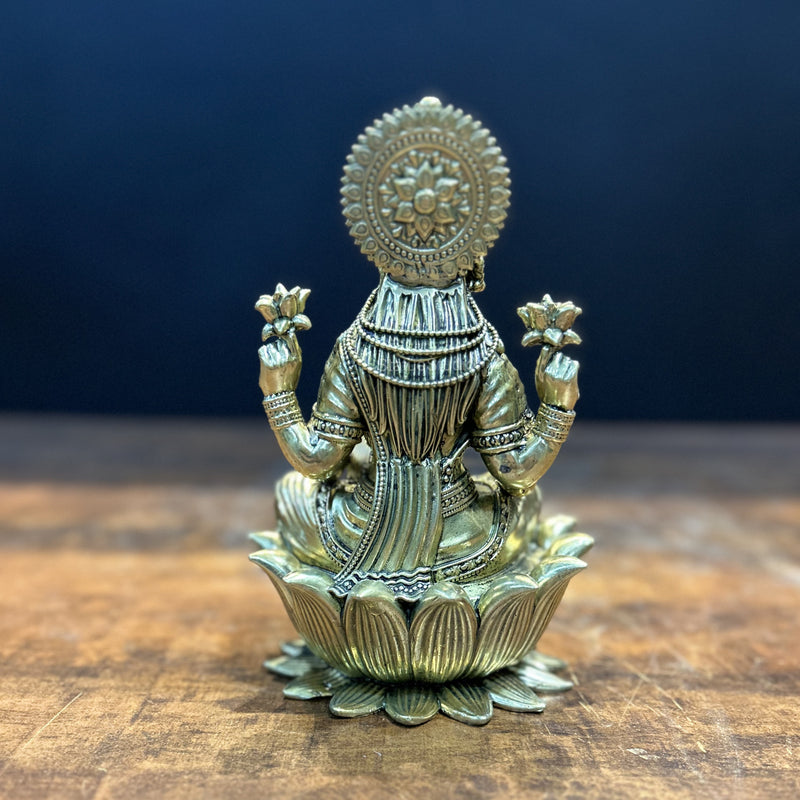 Pure Brass Superfine Goddess Lakshmi Idol 7.5 Inch